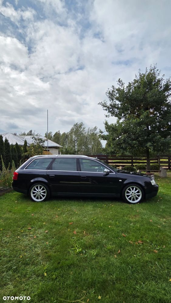 Audi A6 Avant 2.4 - 33