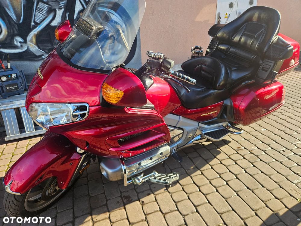 Honda GL - 37