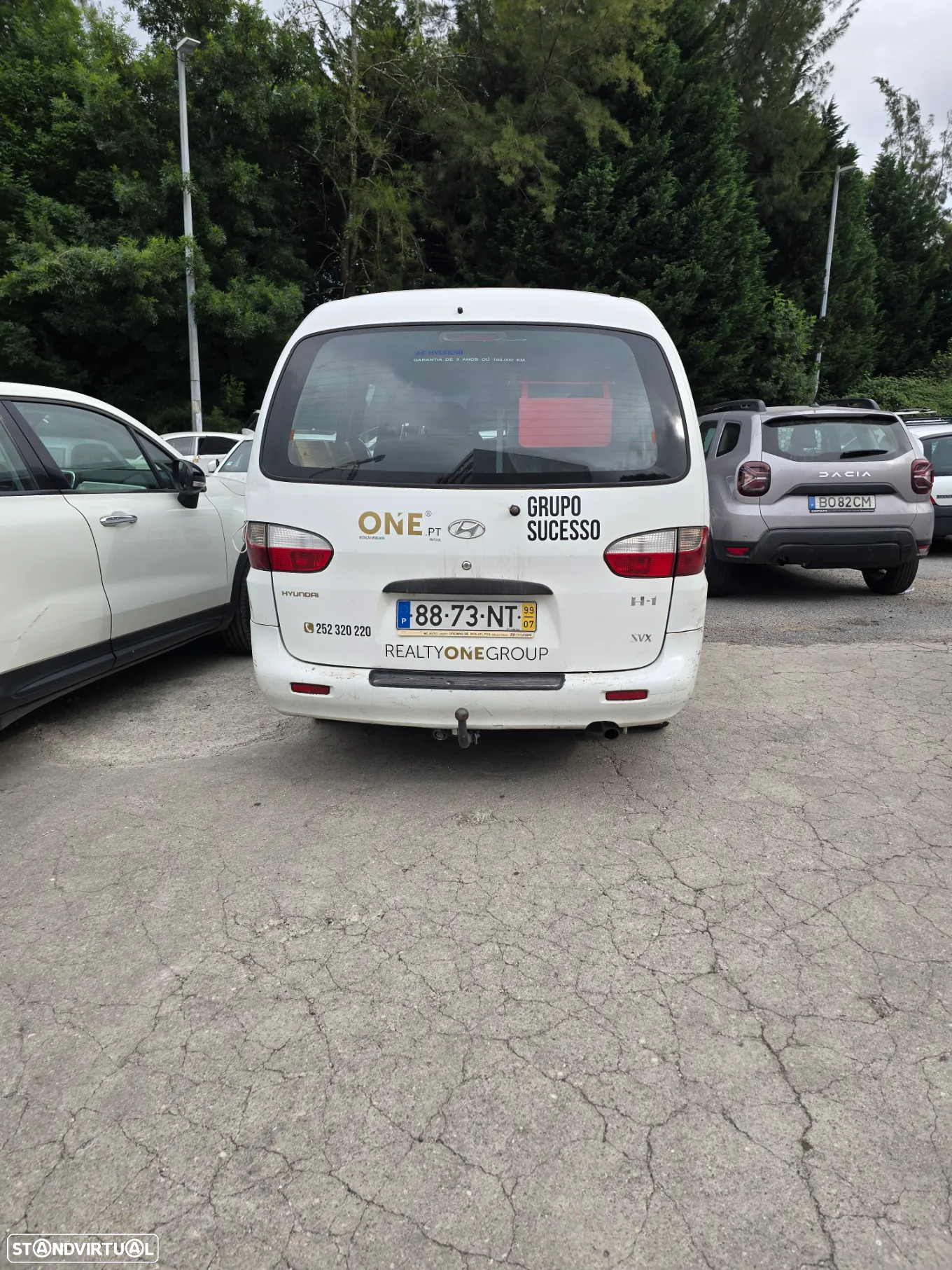Hyundai H-1 Starex - 4