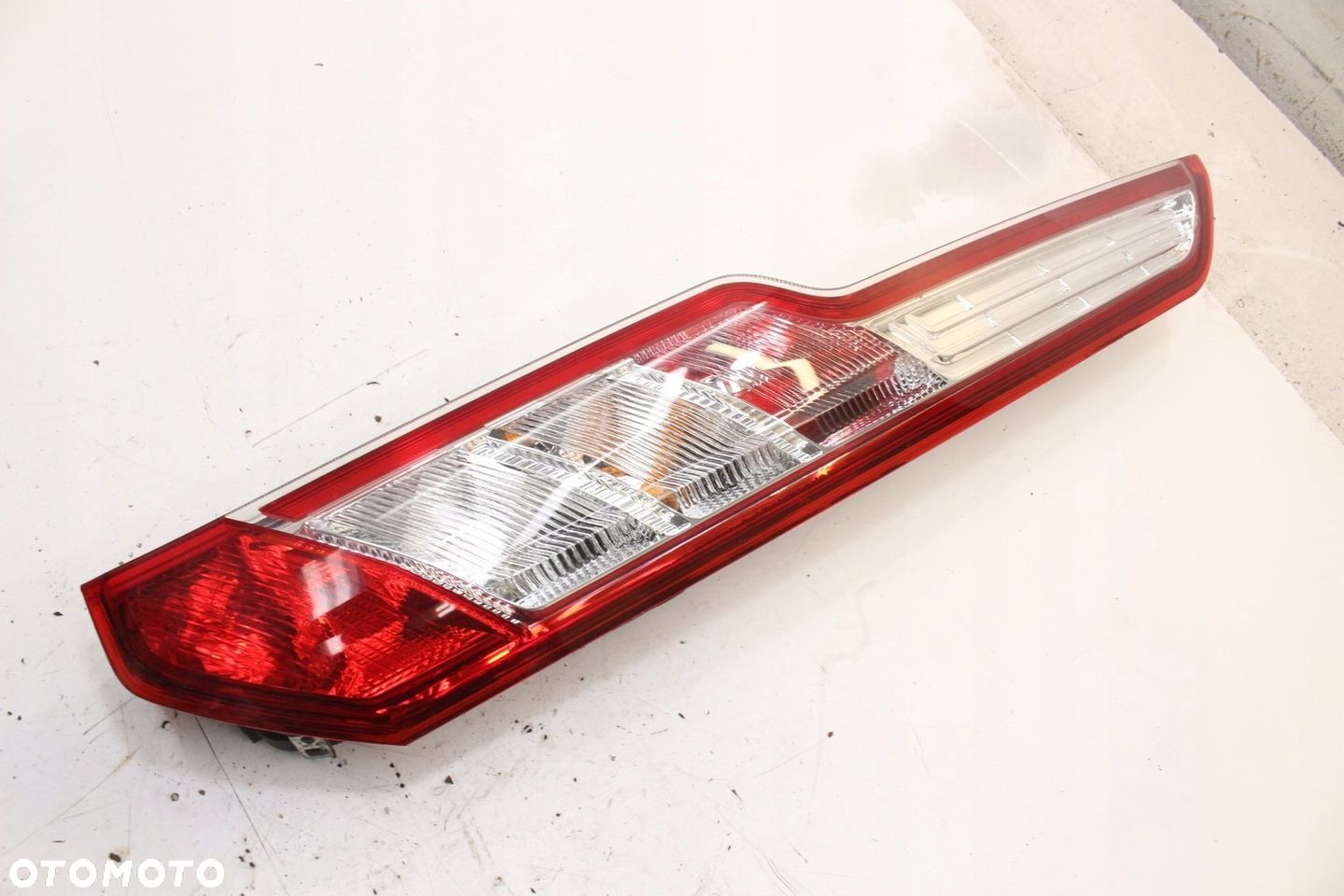 Prawa Lampa Tył Ford Transit Custom - 1