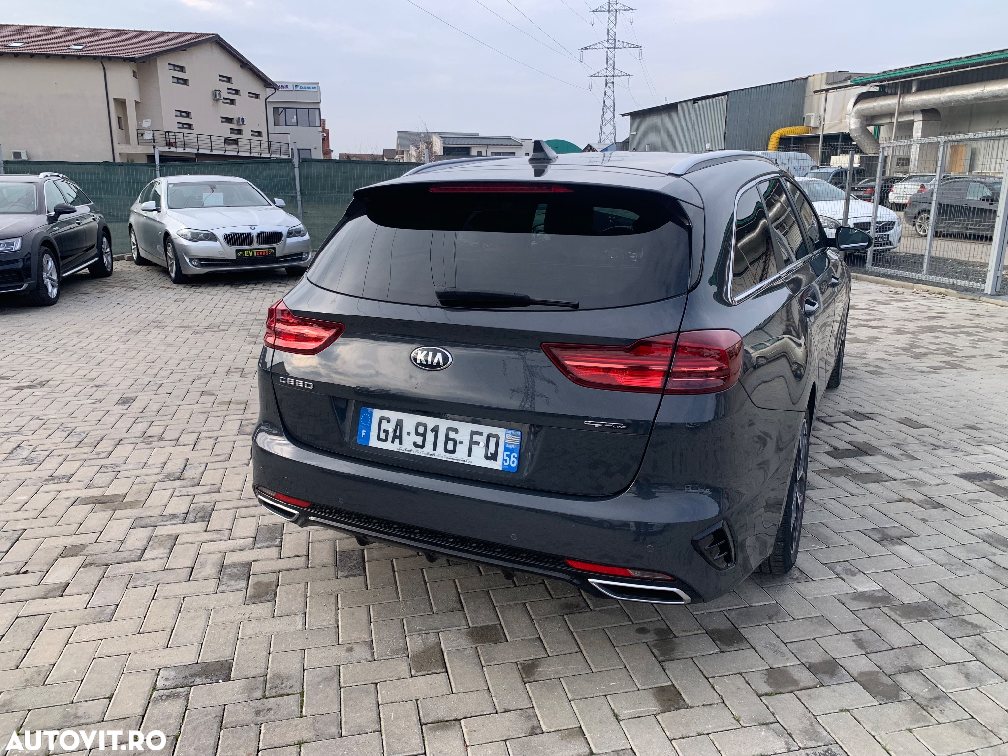 Kia Ceed - 25