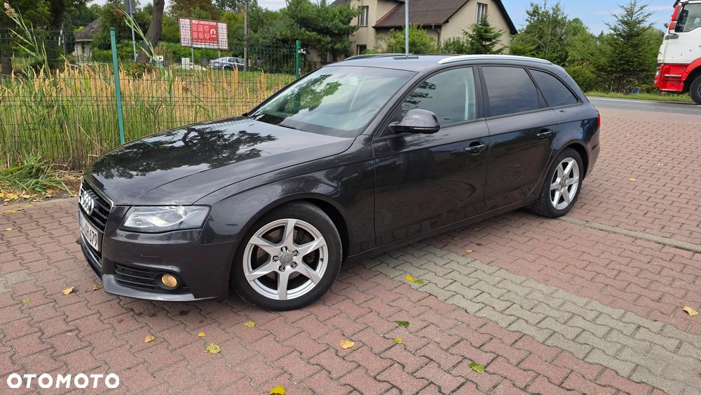 Audi A4 Avant - 30
