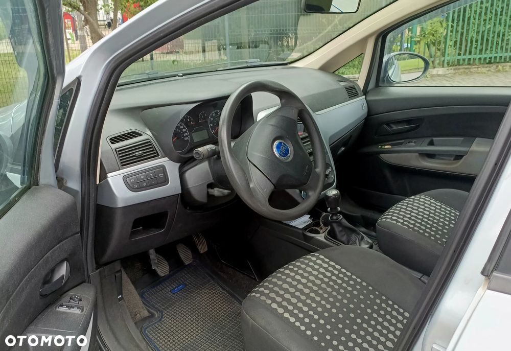 Fiat Grande Punto 1.2 8V Active - 5