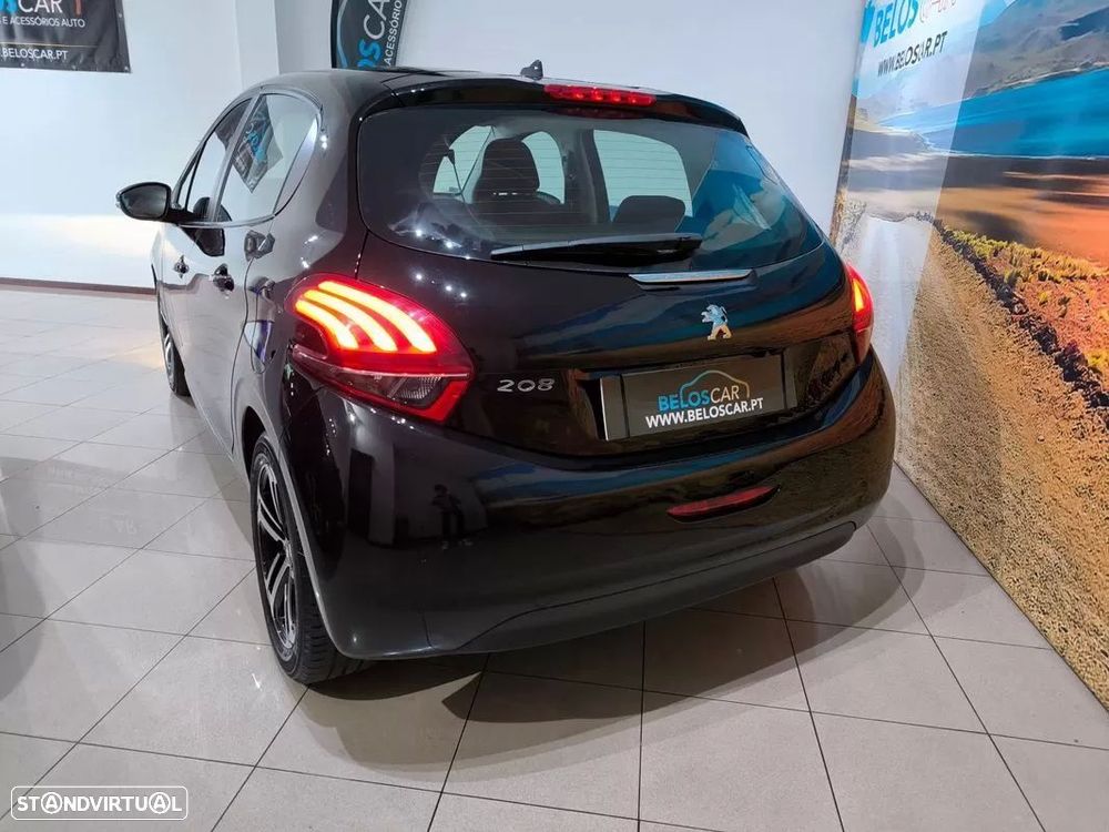 Peugeot 208 1.2 PureTech Style - 8