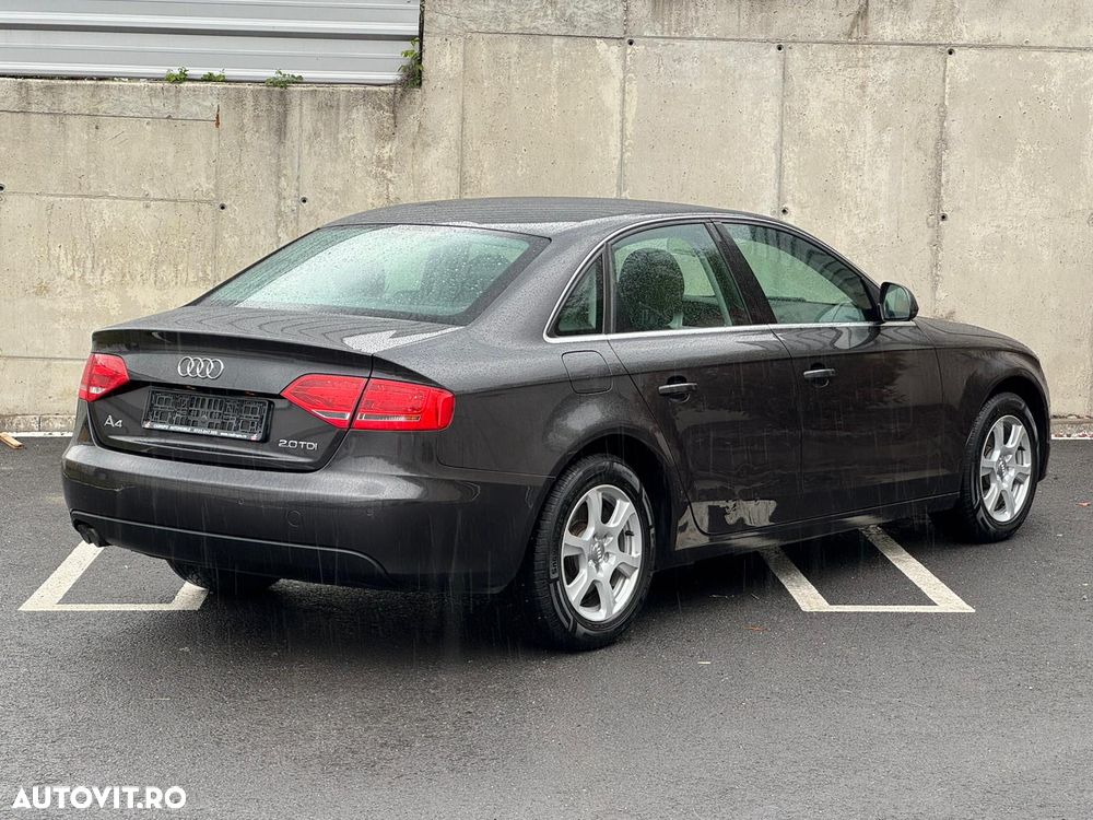 Audi A4 2.0 TDI DPF Ambiente - 3