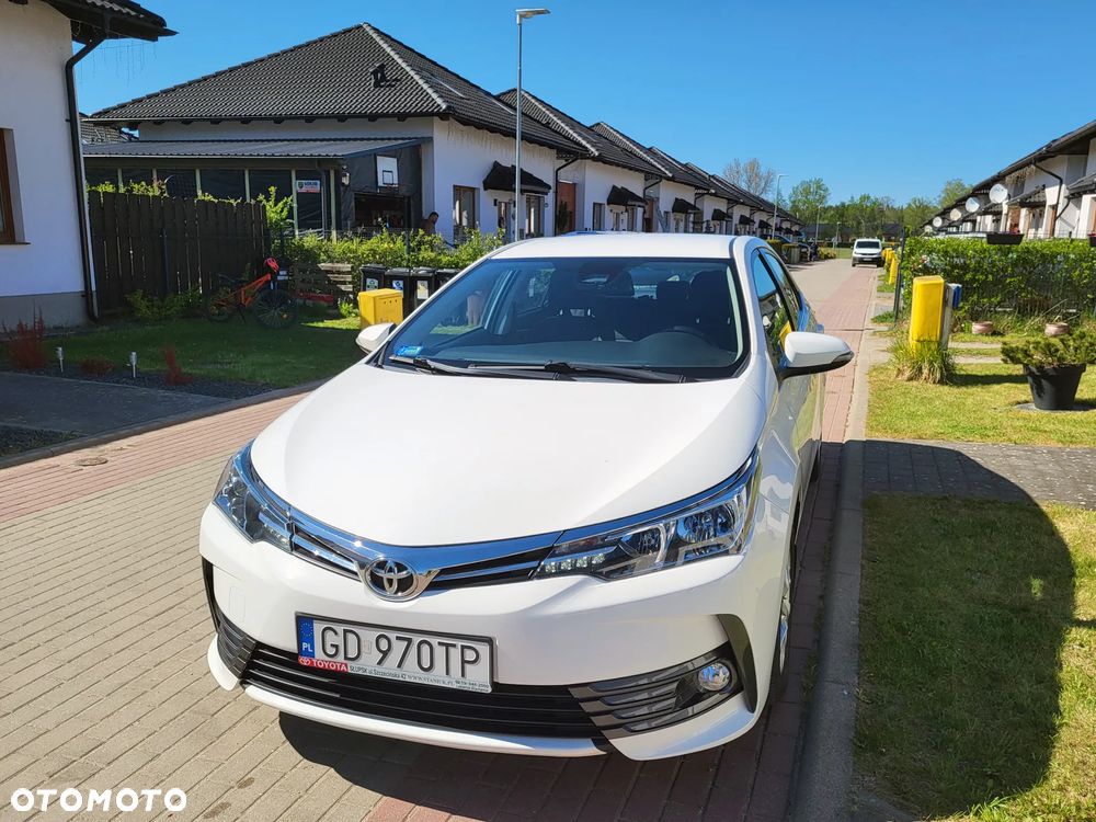 Toyota Corolla 1.6 Classic Plus - 5