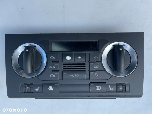 Panel klimatyzacji Audi A3 8P 8P0820043A