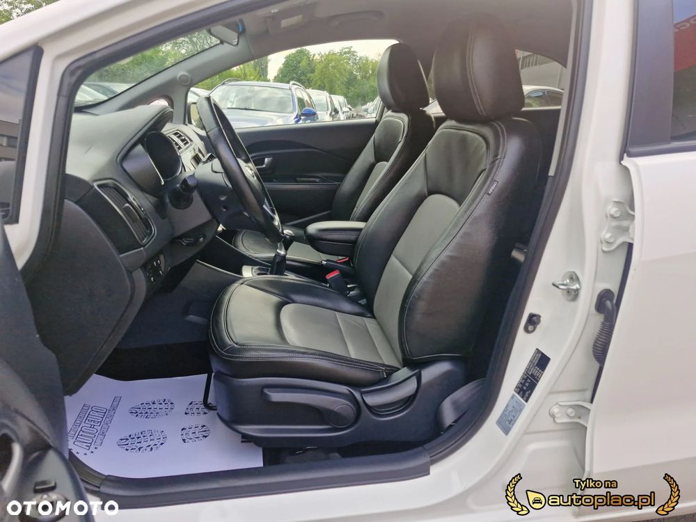 Kia Rio 1.2 Business Line - 10