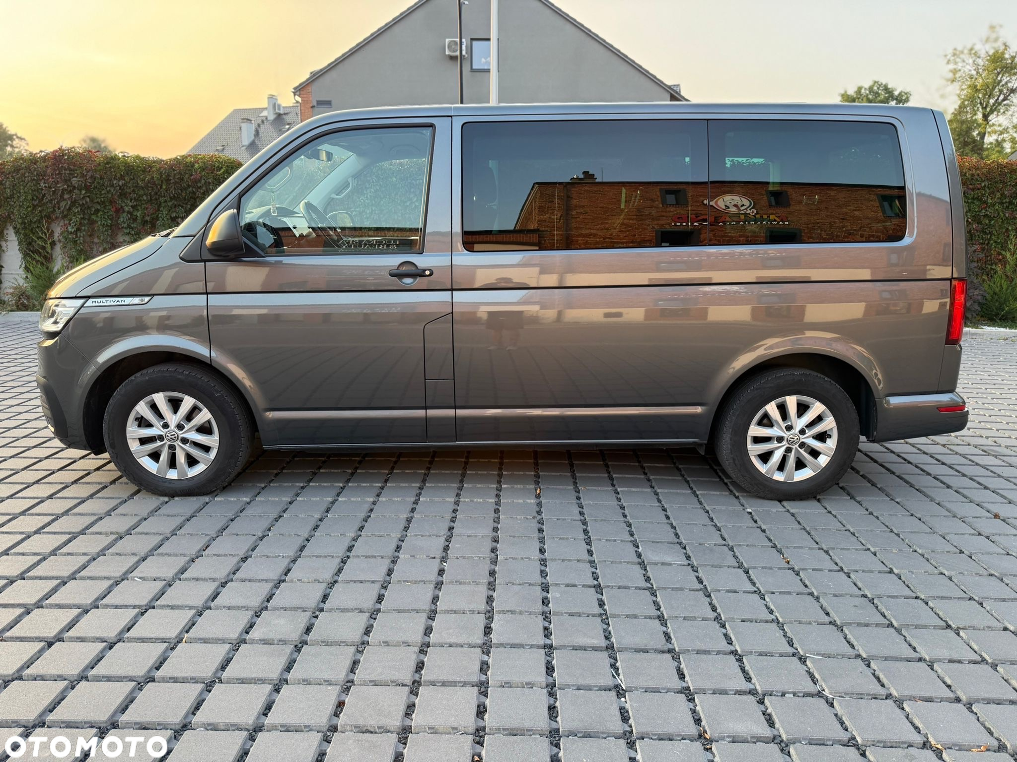 Volkswagen Multivan 6.1 2.0 TDI L1 Trendline DSG - 8