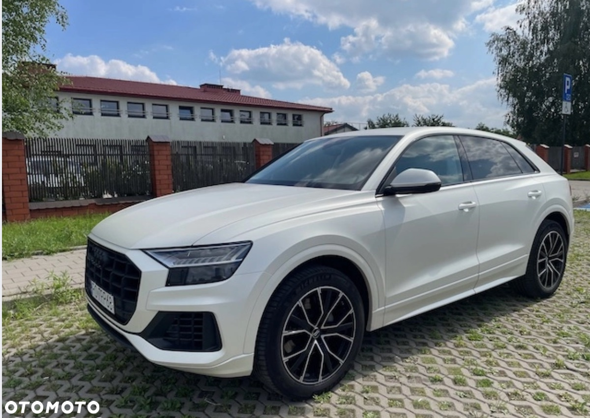 Audi Q8 - 2