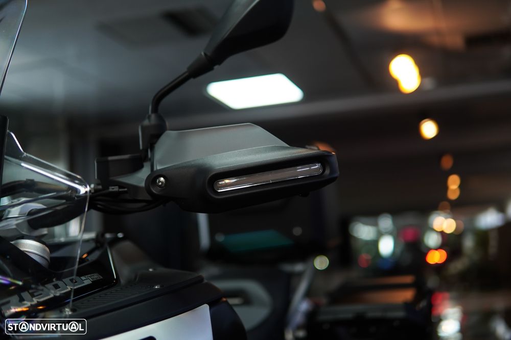 BMW R 1300 GS Adventure TRIPLE BLACK / Rebaixada - 40