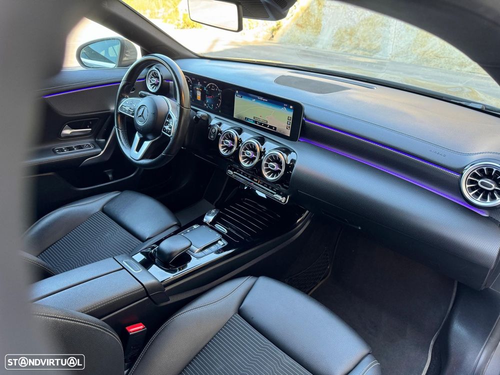 Mercedes-Benz CLA 180 7G-DCT Progressive - 35
