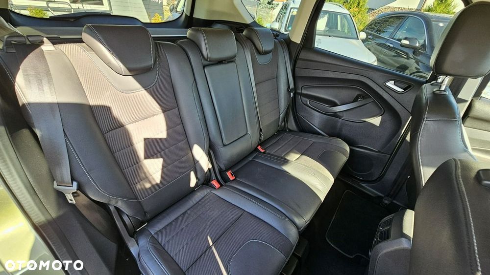 Ford Kuga - 20