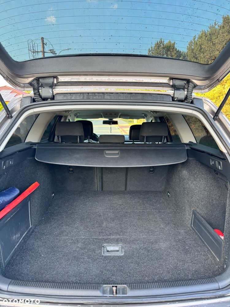 Volkswagen Passat 2.0 TDI BlueMotion Technology Comfortline - 12