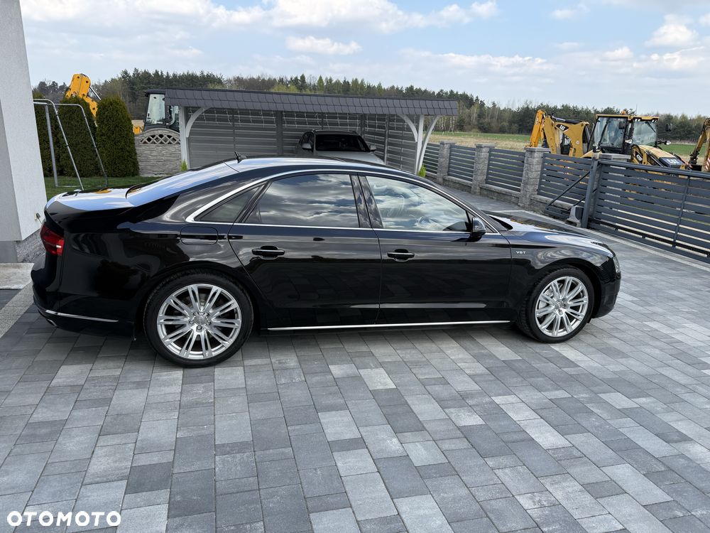Audi A8 - 6