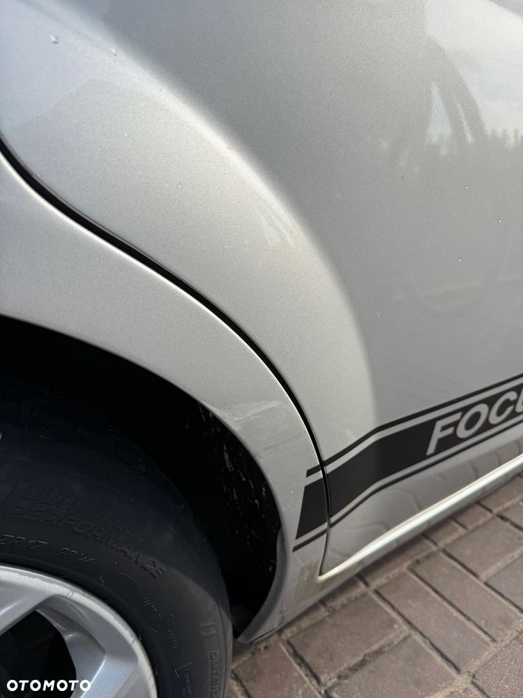 Ford Focus - 8