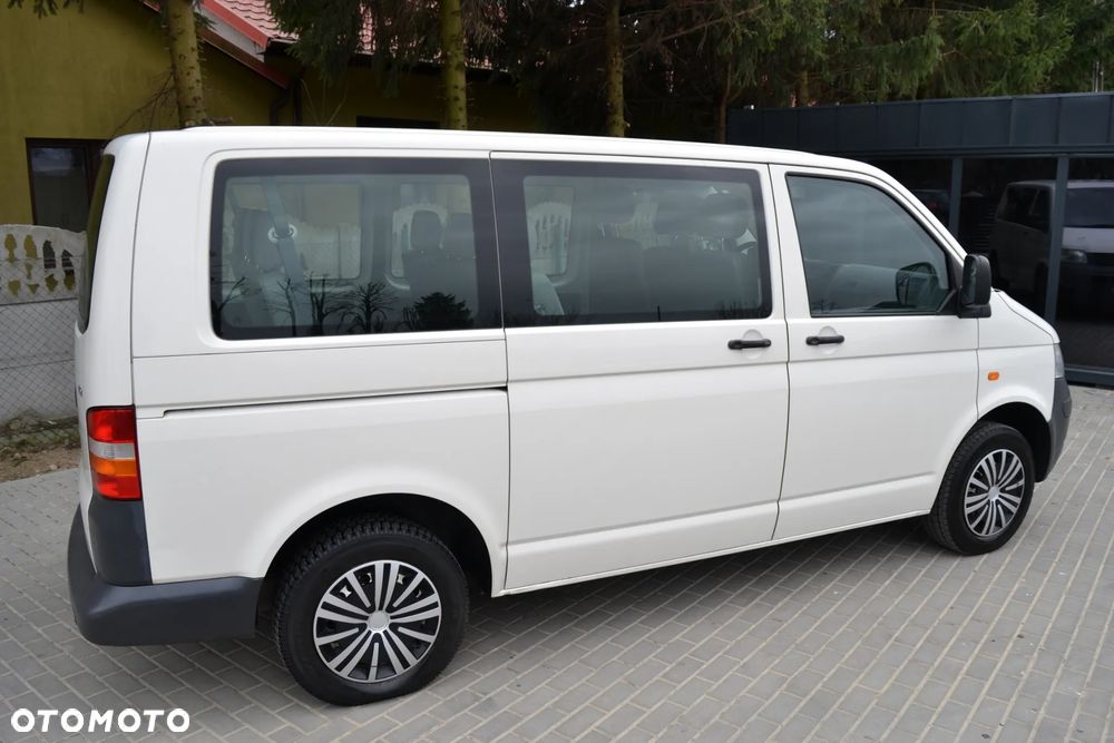 Volkswagen Transporter - 23
