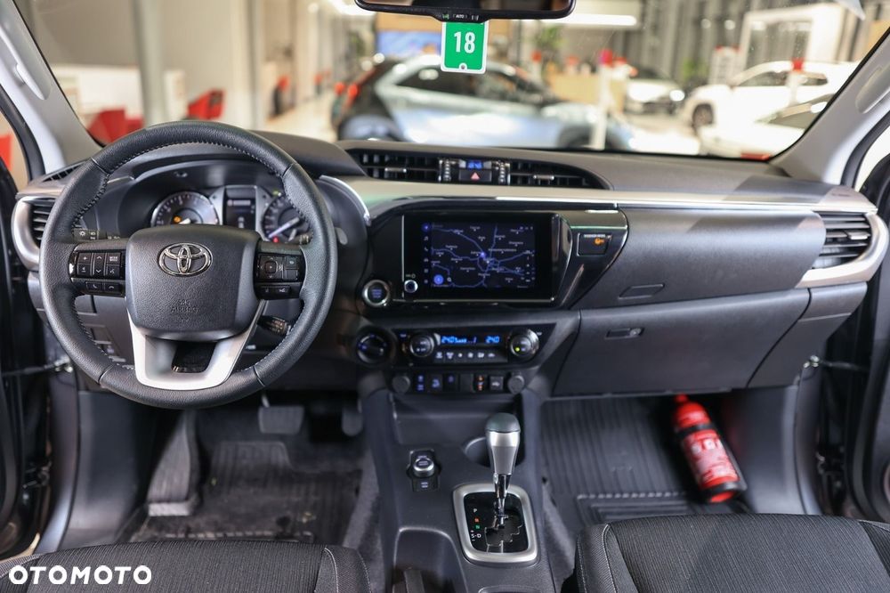 Toyota Hilux - 7