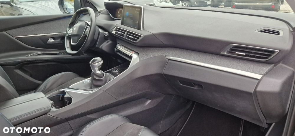 Peugeot 3008 - 33