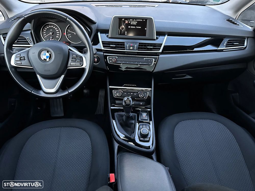 BMW 218 Active Tourer d Advantage - 5
