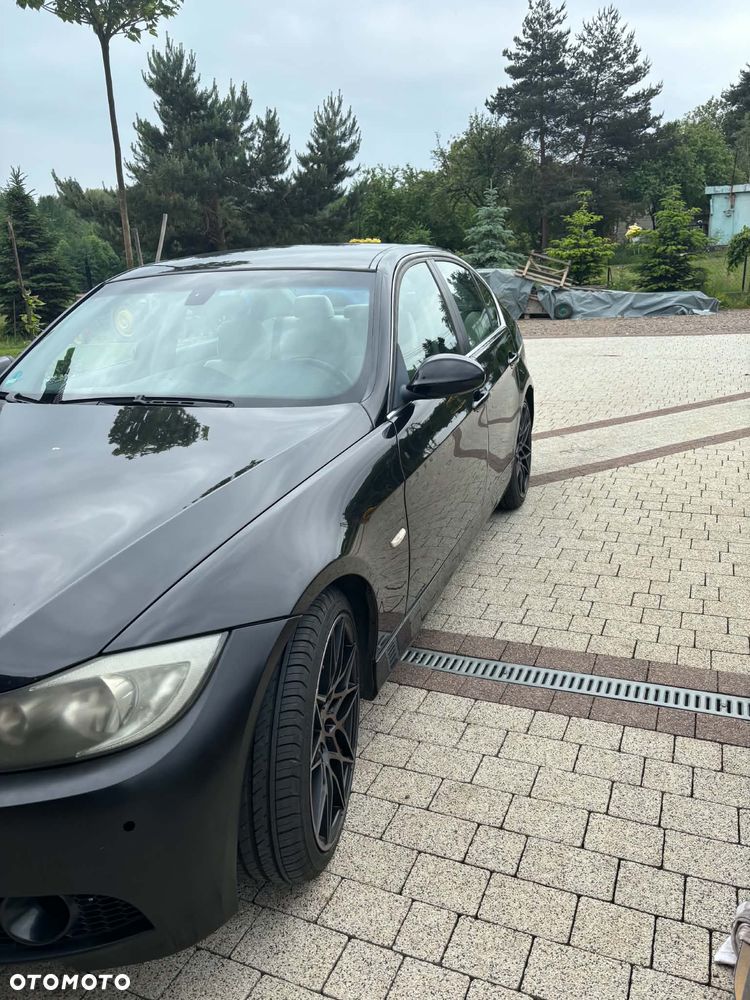 BMW Seria 3 325i - 2
