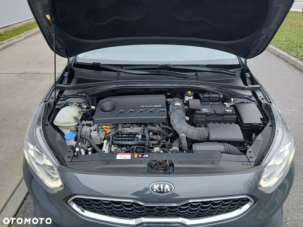 Kia Ceed 1.4 T-GDI OPF Platinum Edition - 25