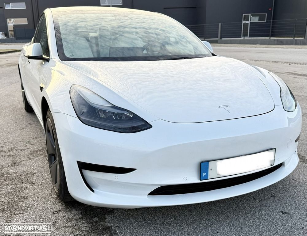 Tesla Model 3 Standard Range Plus RWD - 3