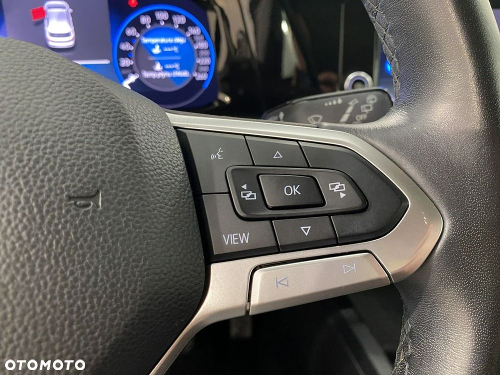 Volkswagen Golf 2.0 TDI Life - 23