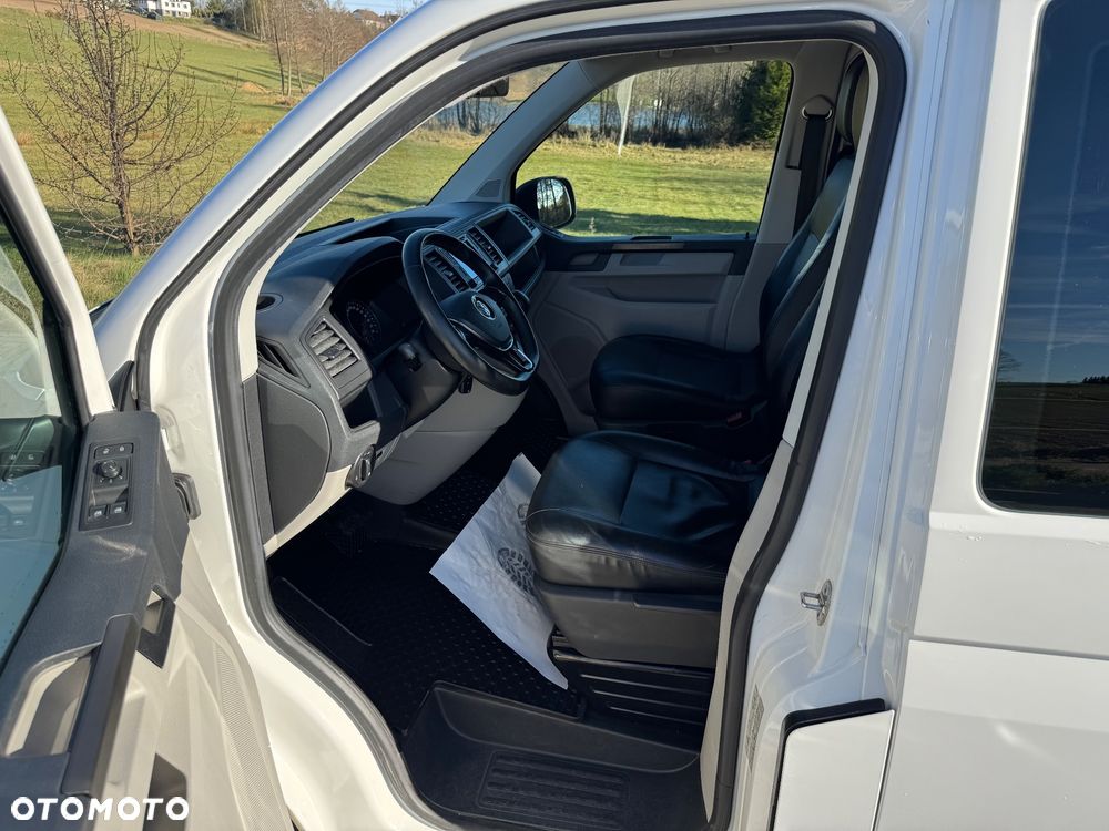 Volkswagen Transporter - 12