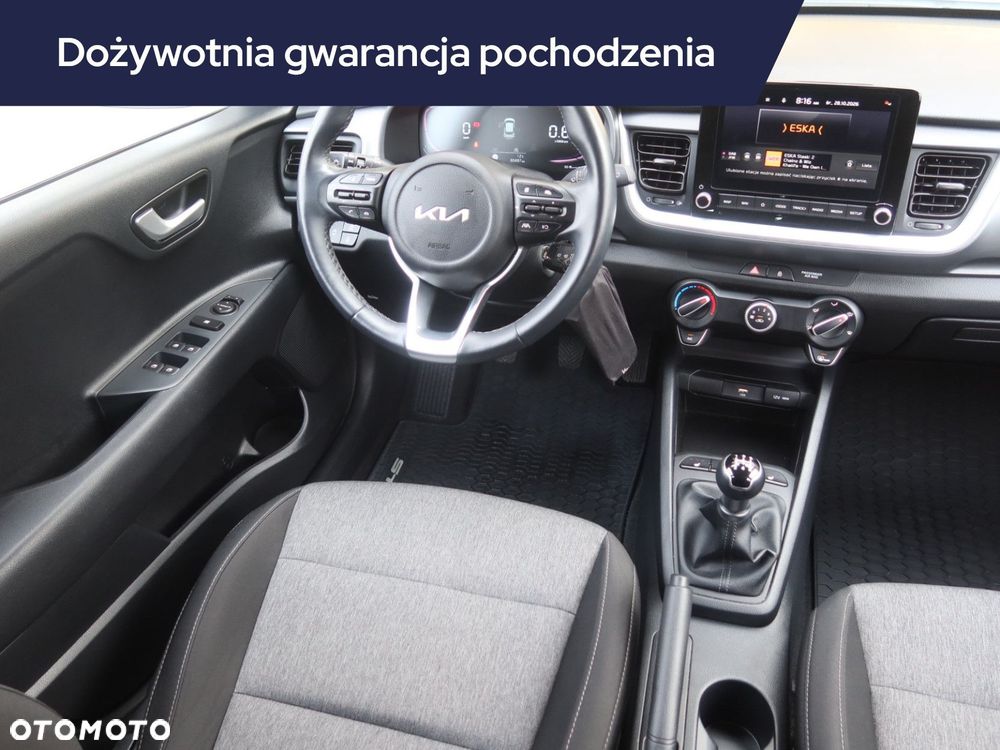 Kia Stonic - 8