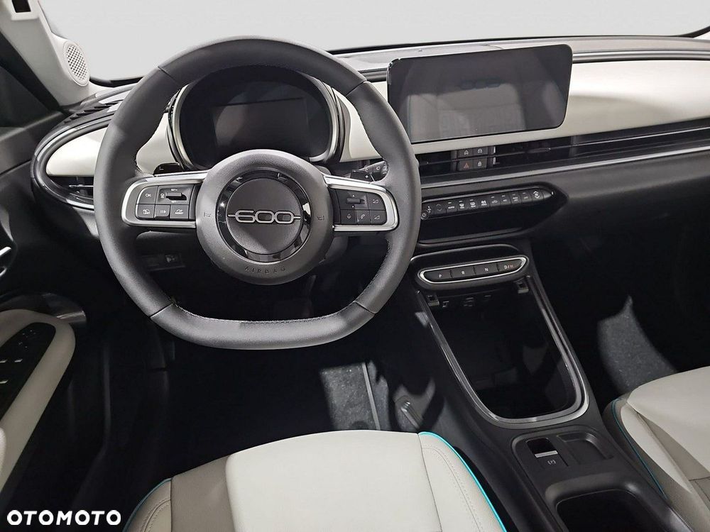 Fiat 600 1.2 Turbo La Prima eDCT - 13