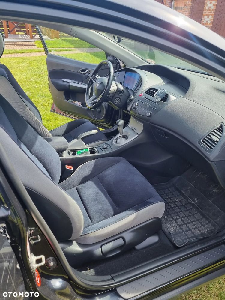 Honda Civic 1.8 Executive - 16