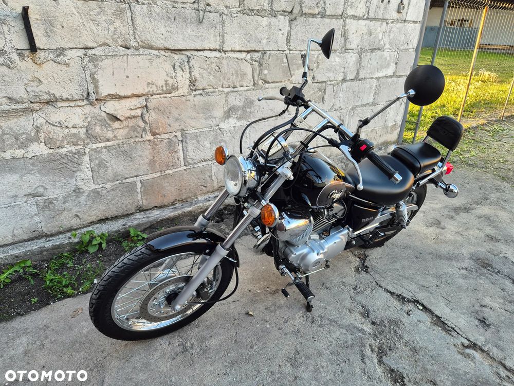 Yamaha XV - 18