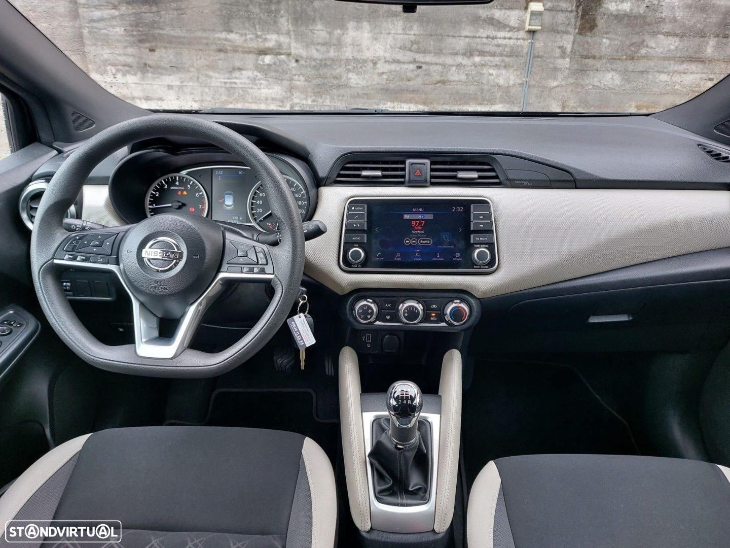 Nissan Micra 1.0 Visia Plus - 6