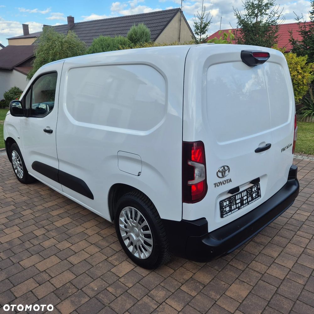 Toyota Proace City L2 1,5-l Autm - 18