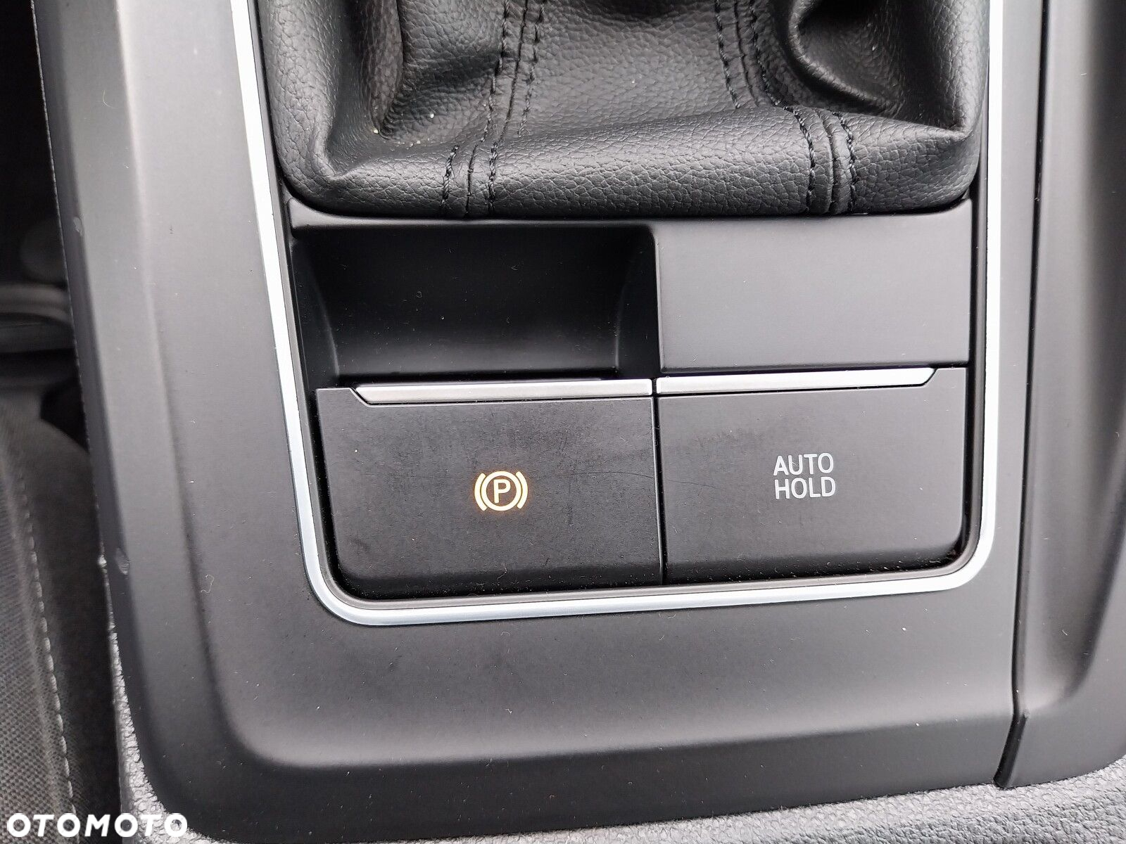 Volkswagen Golf - 28