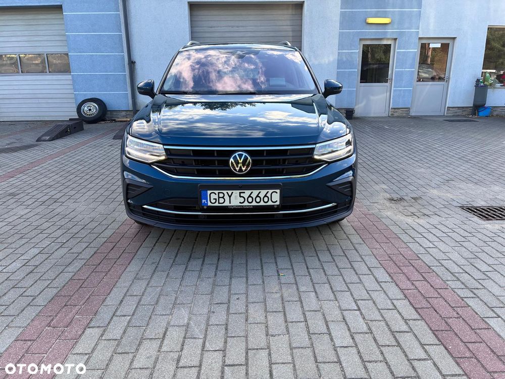 Volkswagen Tiguan 1.5 TSI EVO Active - 1