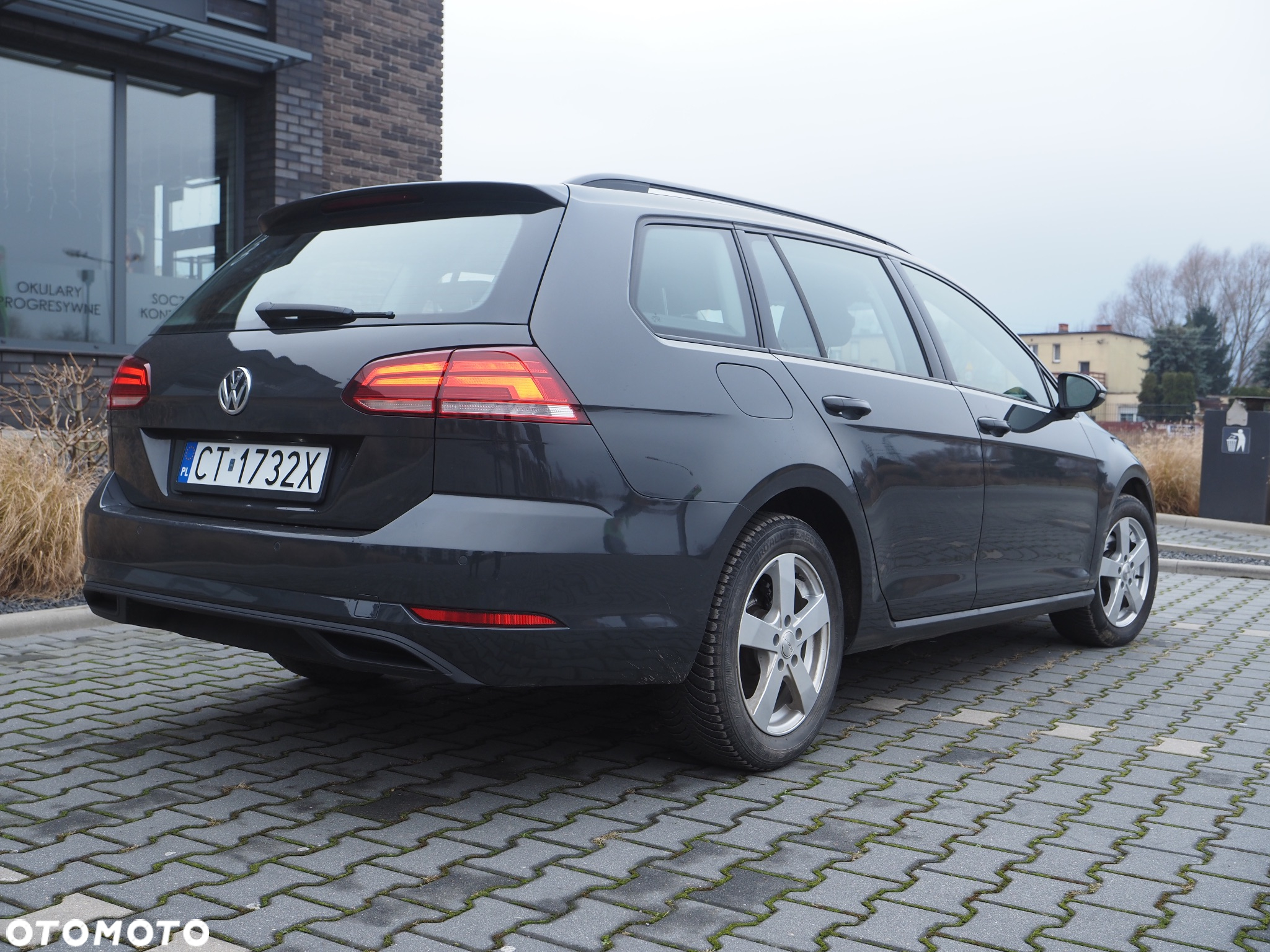 Volkswagen Golf VII 1.0 TSI BMT Trendline - 3
