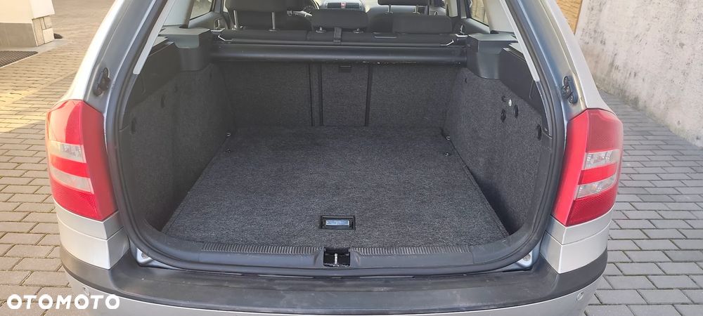 Skoda Octavia 1.9 TDI DPF Elegance - 8