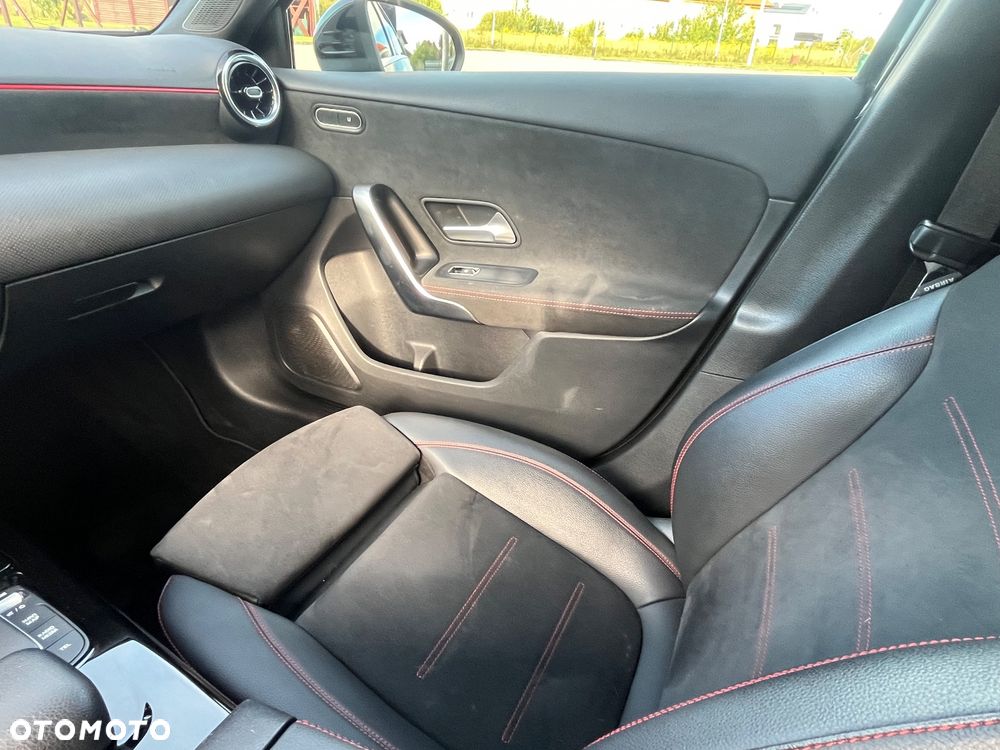 Mercedes-Benz Klasa A 200 d 8G-DCT AMG Line - 31