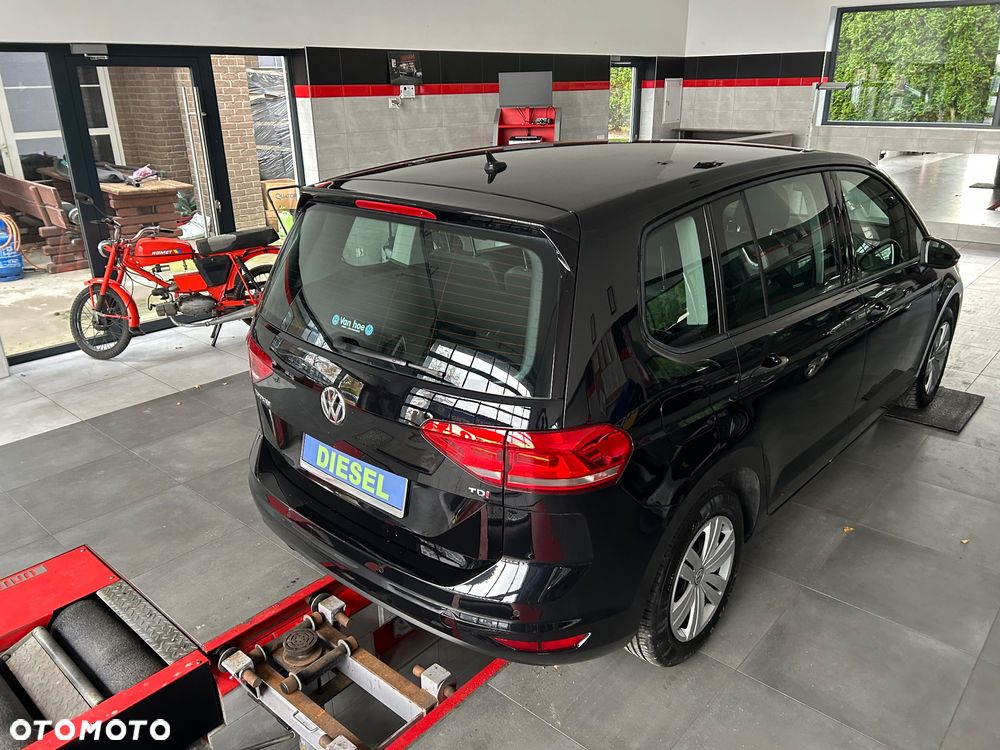 Volkswagen Touran 1.6 TDI BMT Trendline - 8