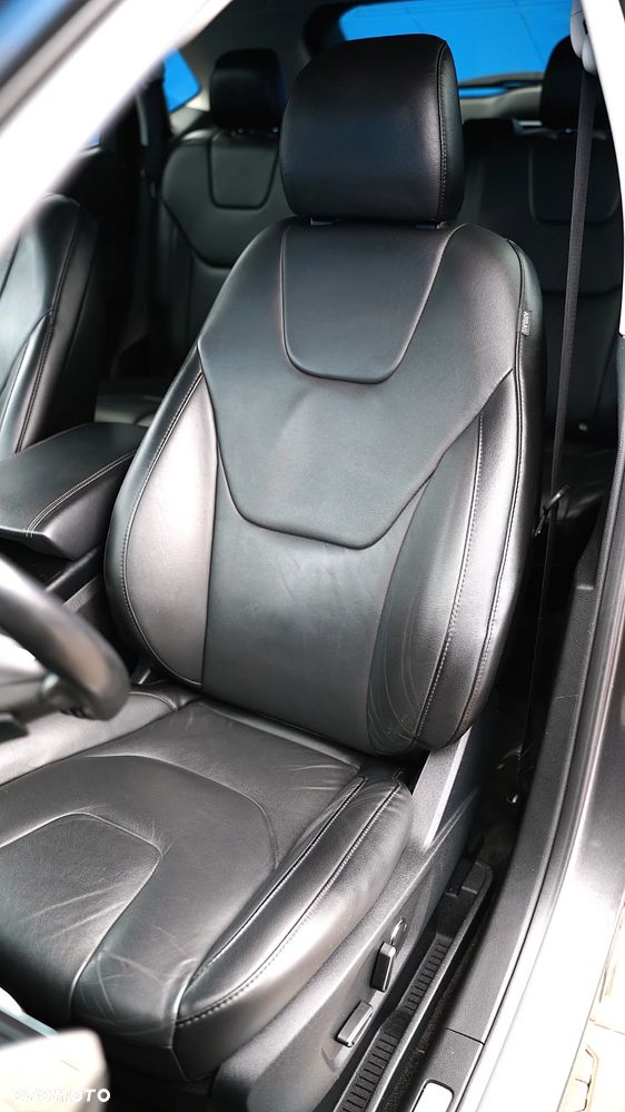 Ford Edge 2.0 TDCi Twin-Turbo 4WD Titanium - 21