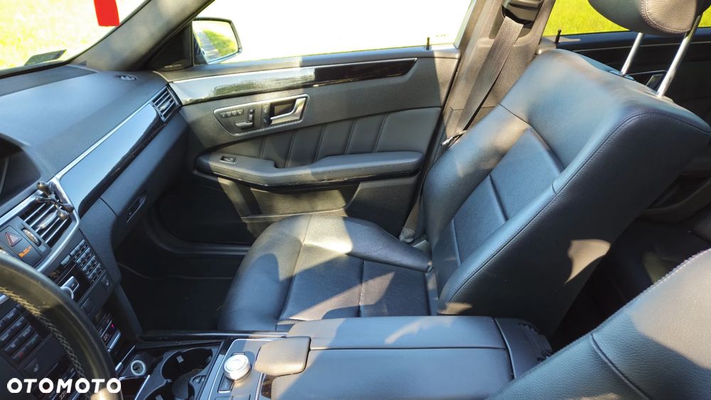 Mercedes-Benz Klasa E 350 BlueTec Avantgarde - 18