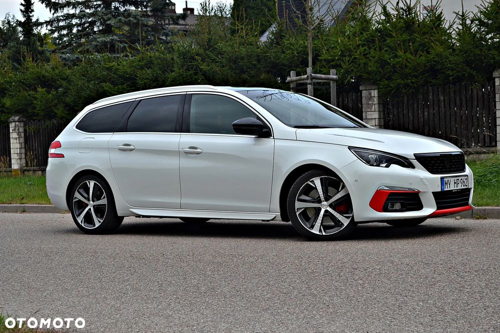 Peugeot 308 BlueHDi FAP 180 EAT8 Stop & Start GT - 19
