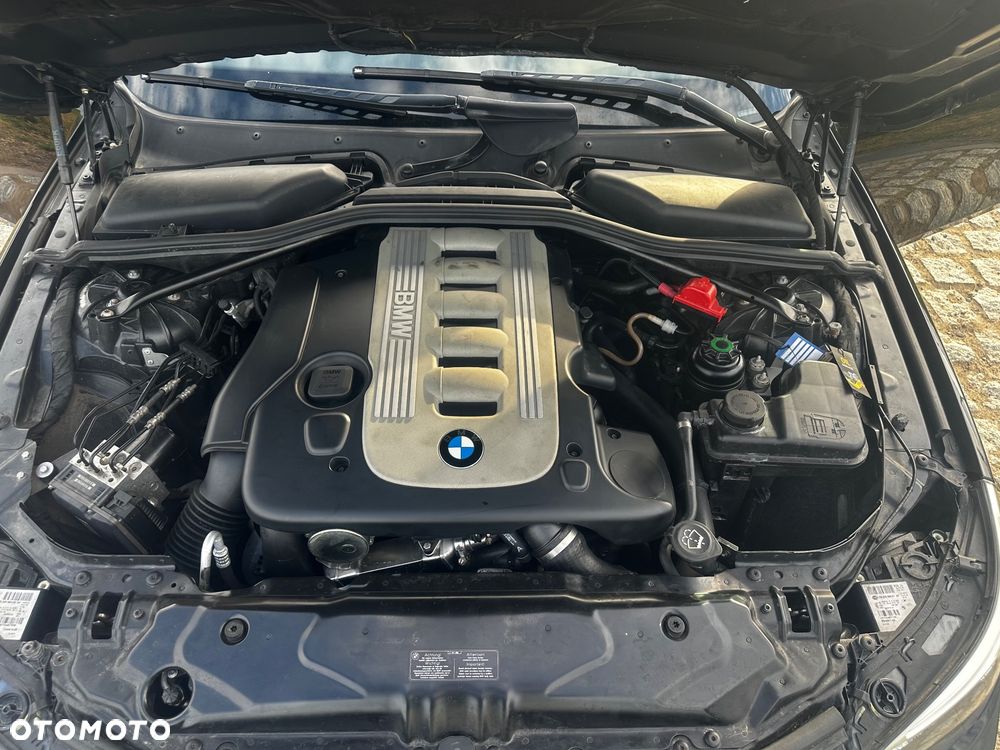BMW Seria 5 - 12