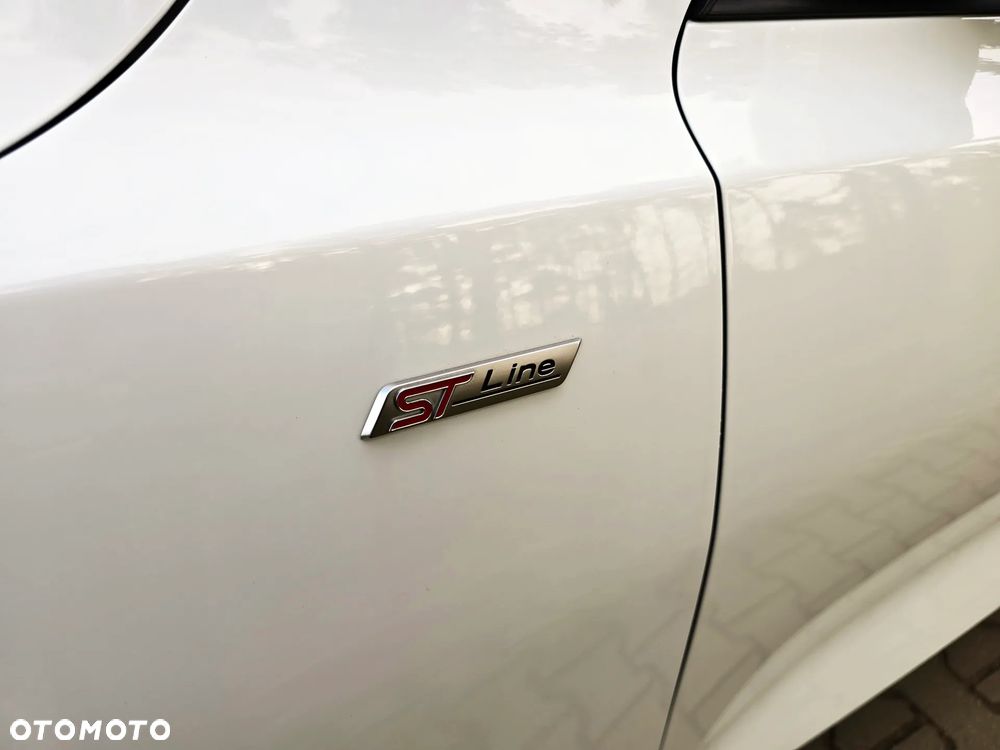 Ford Focus 1.5 EcoBoost ST-Line - 23