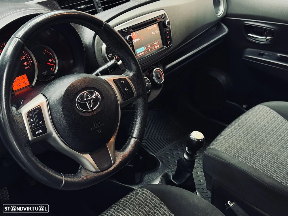 Toyota Yaris 1.4 D-4D Sport - 6