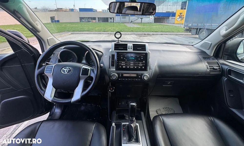Toyota Land Cruiser 3.0l Turbo D-4D Aut. Luxury - 6