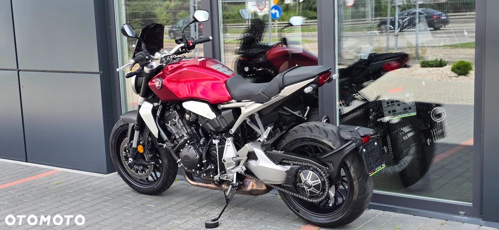 Honda CB - 27