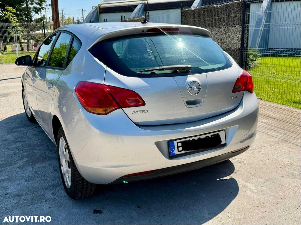 Opel Astra 1.7 CDTI DPF (119g) Sport - 3